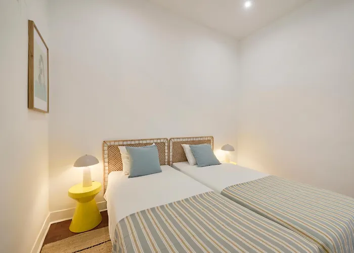 Διαμέρισμα Sun & Surf W Patio, By Timecooler *