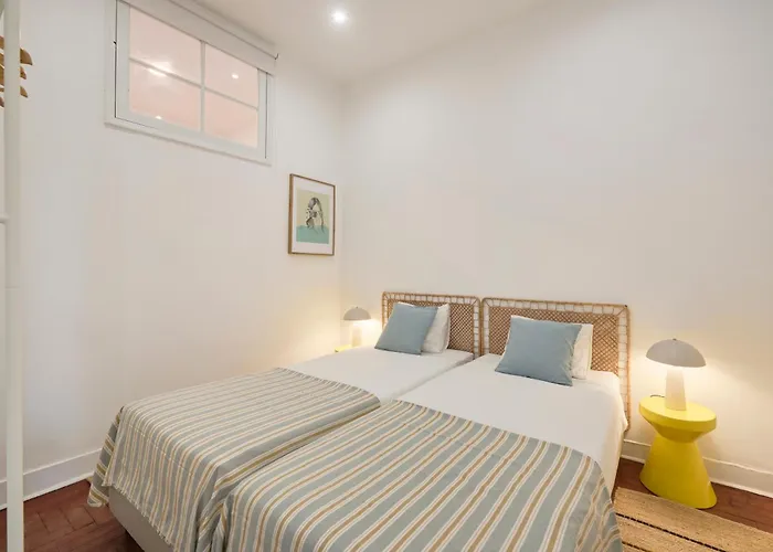 Διαμέρισμα Sun & Surf W Patio, By Timecooler