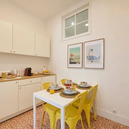 Sun & Surf W Patio, By Timecooler * Costa da Caparica